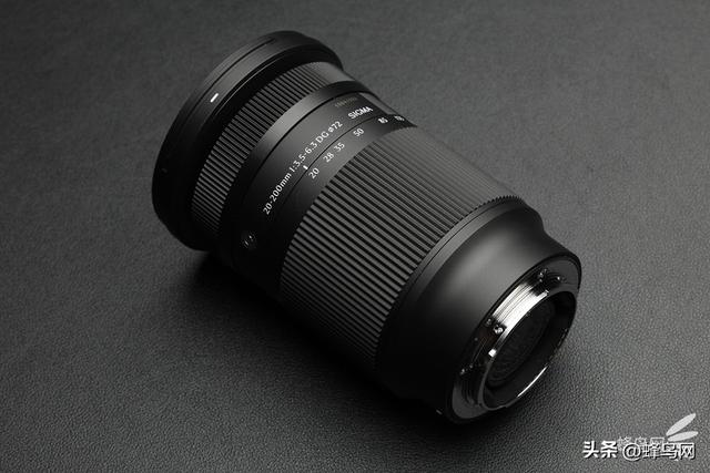 20mm起步的一镜走天下镜头 适马20-200mm F3.5-6.3 DG | C评测