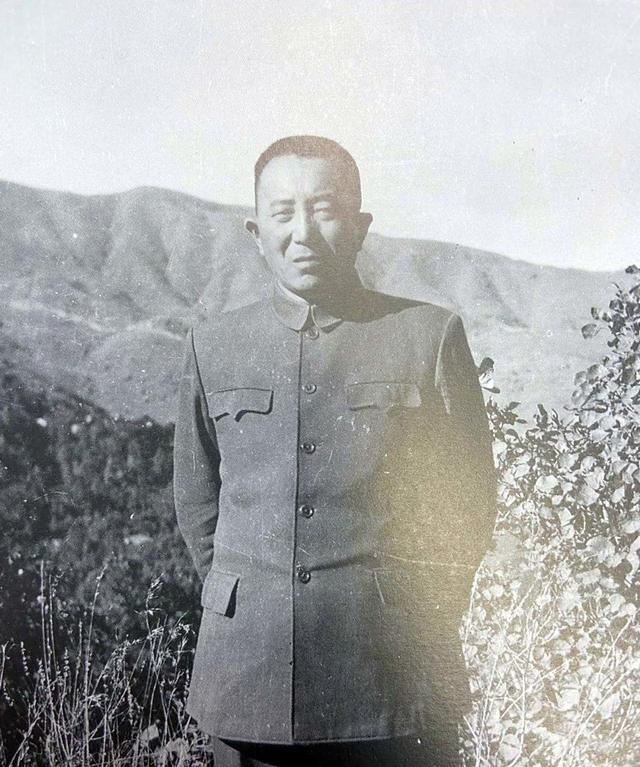 67年，傅崇碧被查出将30多位老干部藏在卫戍区，毛主席：我让办的