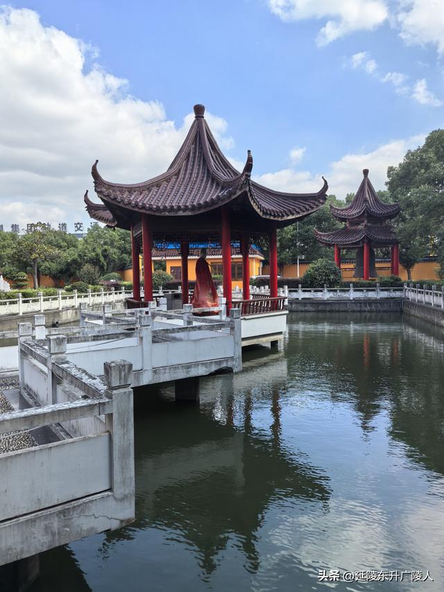 常州城南吴黄禅寺 秋高气爽 丹桂飘香