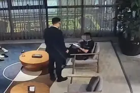 男子在洗浴中心吃“霸王餐”，三天消费近五千元，被刑拘图片