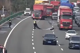 合肥往安庆高速突发！紧急处置图片