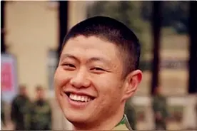 本以为他退圈了，其实是“换了张脸”讨生活，39岁赵荀终于又火了图片