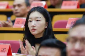 真人黑干瘦，上镜却惊为天人，这5个女星天生就该吃这碗饭图片