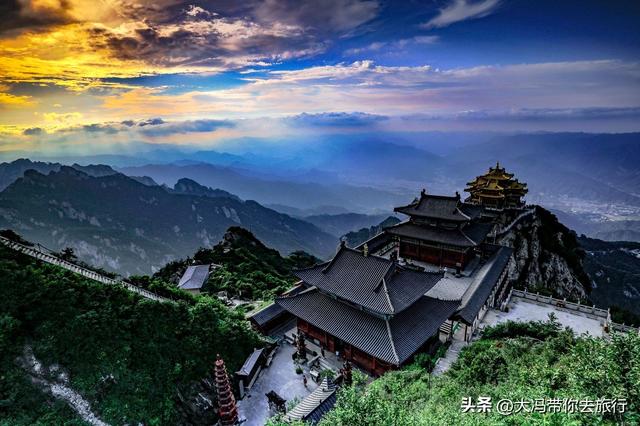 洛阳老君山逛完，到焦作云台山：居然老君山金顶更震撼！​