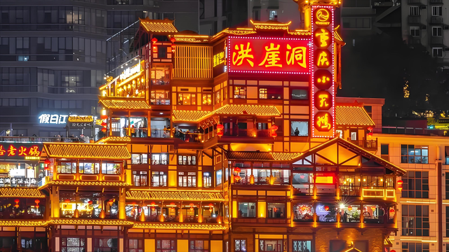 五一假期八大“坑人”景区出炉，每一个都名声在外，有你去过的吗
