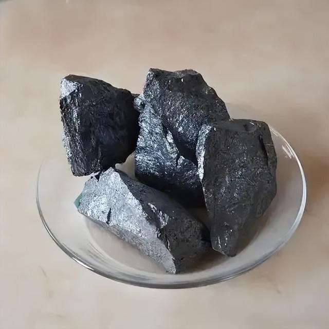 安世“左手断供右手”！从一粒沙开始的晶圆如何承载全球科技？