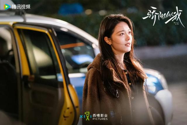 从年度期待到连破纪录	，《骄阳似我》带来的“爆款确定性”