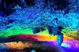 绮丽星空 梦幻溶宫图片