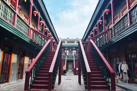 世界上独一无二的百年历史街区——哈尔滨中华巴洛克风情街图片