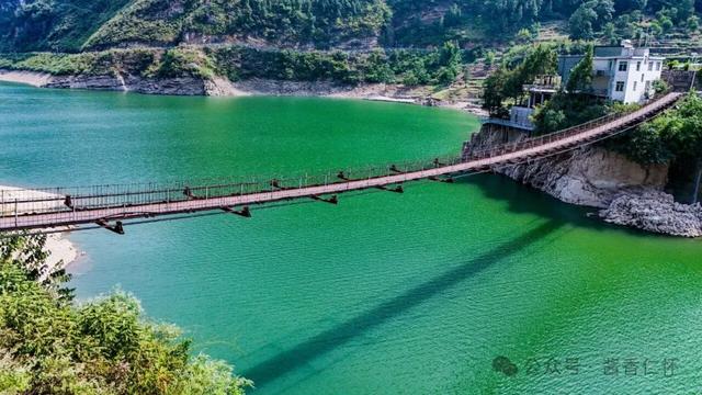 【寻仁迹】桐梓河峡谷：岔水四桥跨三县