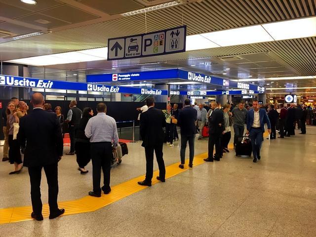 说到出国旅游，“最瞧不起”中国游客的，为什么往往是中国人？