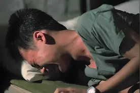 亏得一塌糊涂！20年辛苦收藏：纸币、邮票、粮票想当废纸全烧了！图片