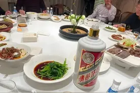 我是江西人，去山东喝了顿酒，才发现贵州是小巫见大巫，不得不服图片