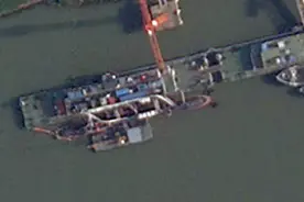 解放军新一代潜艇亮相？西方卫星拍到“真身”，美媒直呼前所未有图片