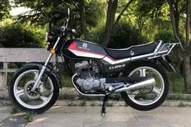 辉煌一时的春兰摩托图片