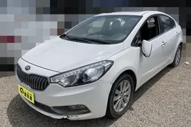 法拍车真的划算吗？看看客户买的这台起亚K3就知道了，巨坑图片