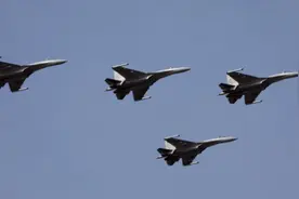 220架战机，1430架四代以上战机，中国空军真正稳坐亚洲第一空军图片