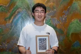 高考后才明白，坐迈巴赫的少爷和河南孤儿考生，差距不是一星半点图片