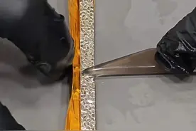 只要1克黄金就能做成古法素圈手镯？金价突破923元/克，“黄金平替”火了→图片