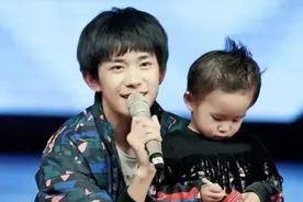 大儿子百亿影帝，小儿子破世界纪录，易烊千玺的妈妈有多厉害？图片