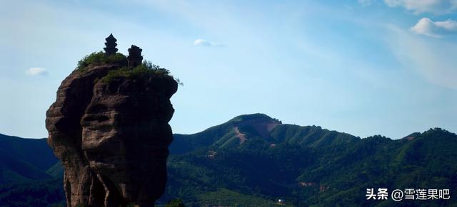 承德瑰宝，双塔双峰