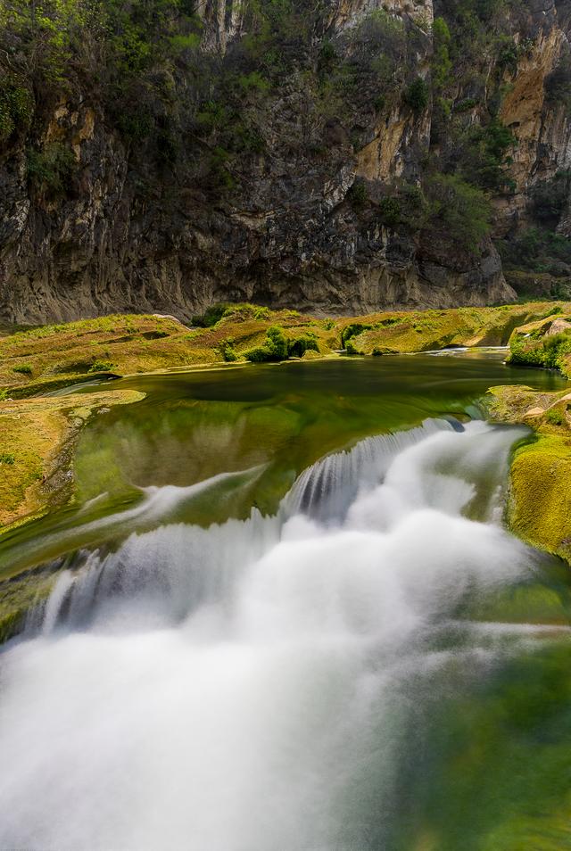 拒绝“只可远观”！4月的关岭冰臼，藏着贵州最让人想亲近的绿水