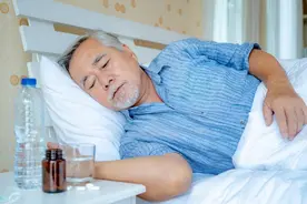 睡前默念这三个字，可以快速入眠，解决你睡不着觉的痛苦！图片