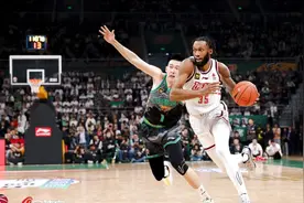 还可以更好！赵继伟赛后采访让联盟羡慕，辽宁男篮究竟有多强？图片