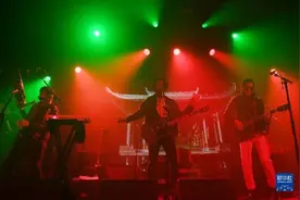 五条人、万能青年旅店，到纽约了！图片