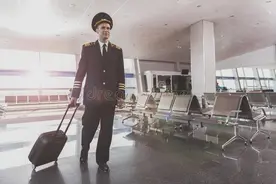 飞行学员，入职无望！图片