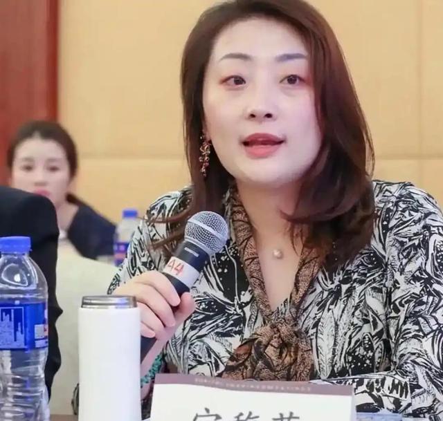 难怪宗馥莉沉得住气，律师战绩显赫，仨底牌未出，宗老算盘恐落空
