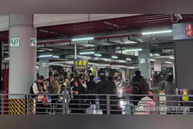 凌晨抵深市内交通怎么办？网友：深圳速度快得连抱怨都追不上图片