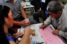 农村红白喜事的“记账先生”，为什么主家不担任，偏要找个外人？图片
