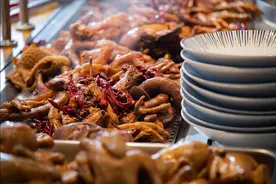 为啥现在买熟食的少了？行家：一斤鲜牛肉煮出一斤半，你猜啥原因图片