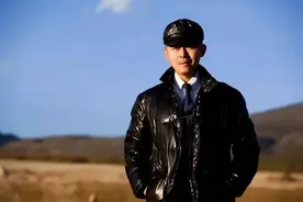 “麦子奶奶”圆梦西双版纳，700万粉丝博主全程“摇人”护送，他的直播间曾治愈过无数人图片