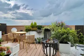 顶楼露台真香警告！过来人亲测：这些设计秘诀让你秒变花园主人图片