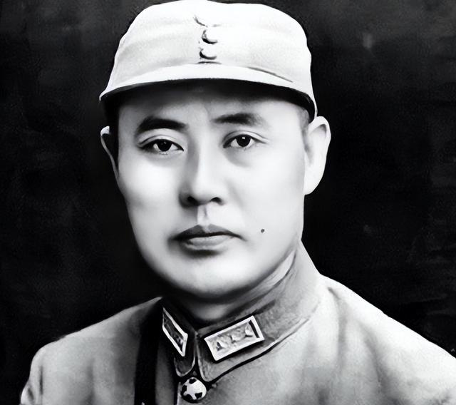 潜伏最久的地下党，至死未暴露，97年中央领导证明：他是秘密党员