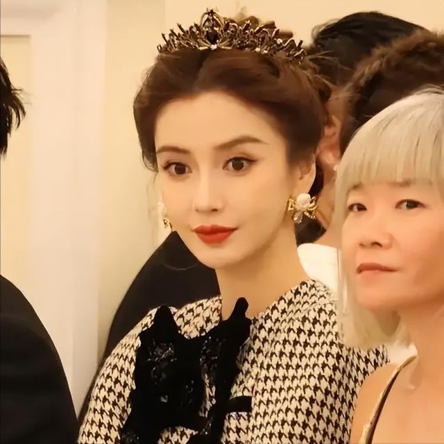 黄晓明没想到，前妻杨颖高调官宣喜讯后，意外让他成了一个"笑话"