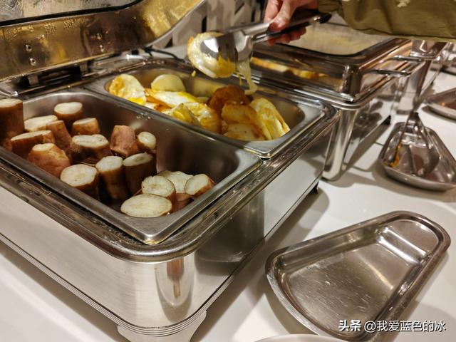 保定这家自助早餐虽然只是28元一位，但做的很用心，人气很旺啊
