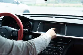 名下车辆显示脱审状态，该如何销户？图片