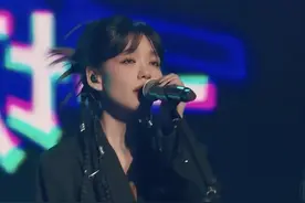 从《我的唇吻不到我爱的人》里，品爱而不得的酸涩图片