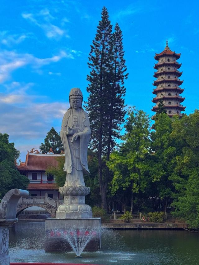 一个刚从福州回来的人警告：别轻易去，这座城会搞乱你的时间感