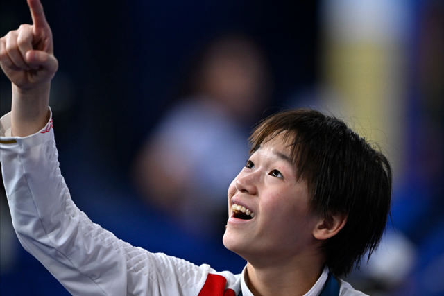 直到看到王伟莹“无奈透露”，才明白，原来婵宝魅力这么大