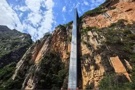 又酷又暖！悬崖边上的“空中校车”，宁波造图片