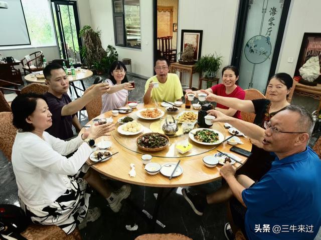 无为在歧路，齐山一块八