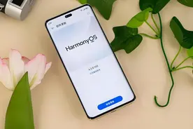 华为“用力过猛”，麒麟芯片+北斗卫星，512GB顶配售价不足2000元图片