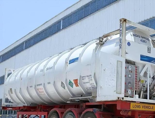 中国攻克"工业血液"提纯技术，落地量产，西方巨头急降价也晚了