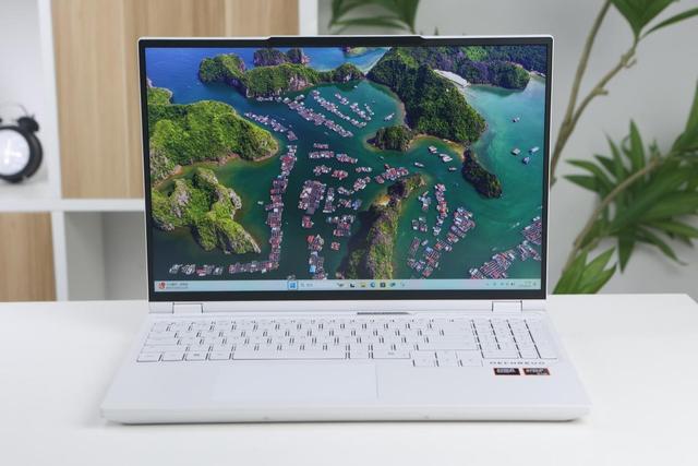 机械革命蛟龙16 Pro 2025评测：锐龙9 9955HX处理器+新模具带来全方位进化