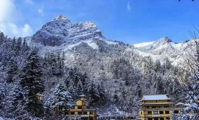 陇南，在冰瀑与雪野之间。