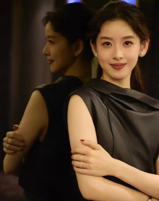 刘强东一句话暴露婚变传闻真相后，恶心一幕出现，奶茶妹妹太可怜